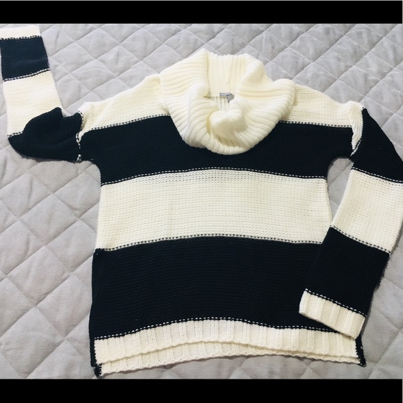 Charlotte Russe Cowl Neck Sweater - Picture 2 of 4